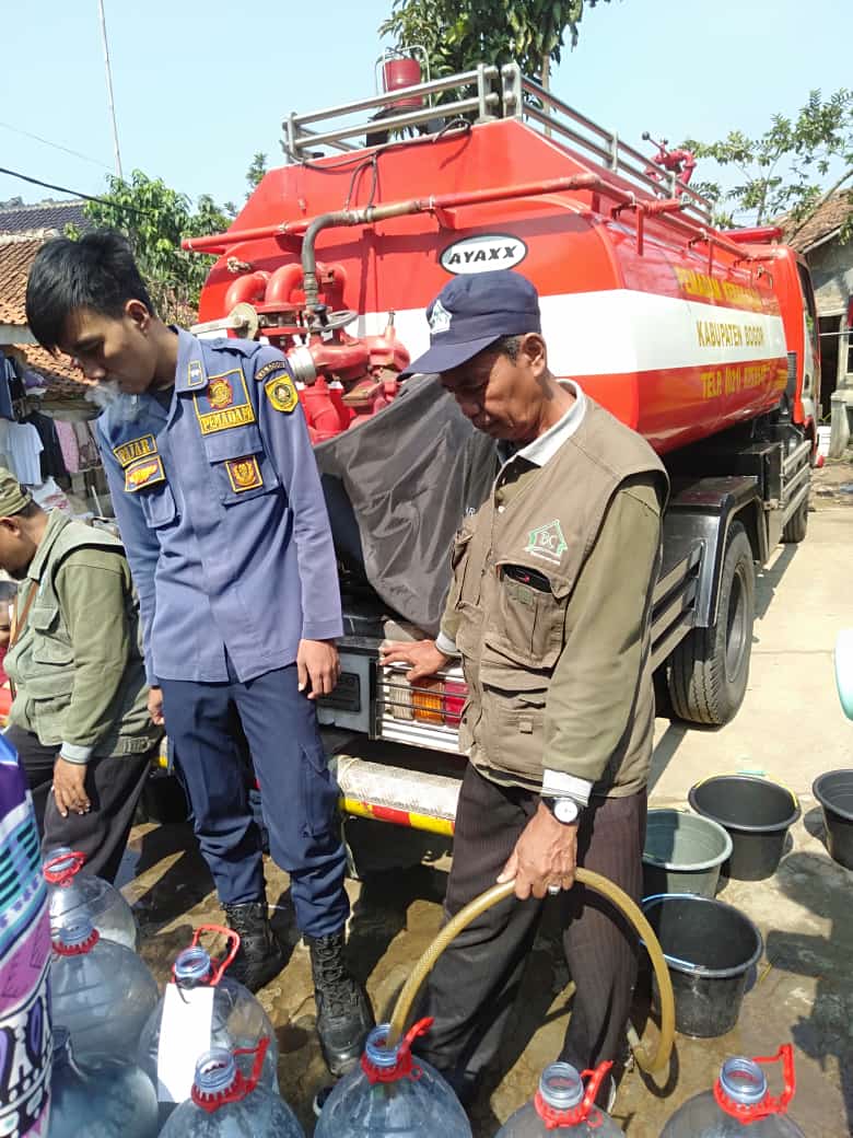 Rumah Zakat Bukti Carita (RZBC) Berbagi Air Bersih