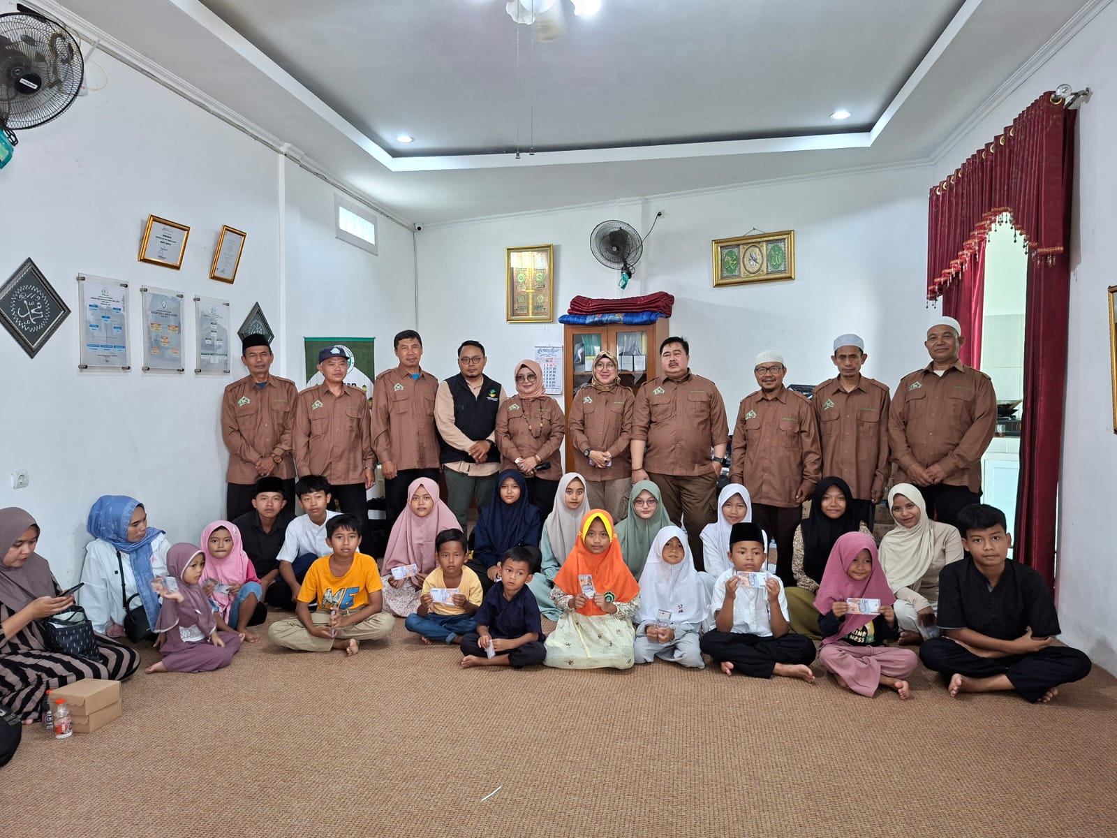 LKSA Bukti Carita Gelar Silaturahmi Bersama Anak Yatim Peserta Program YAPI